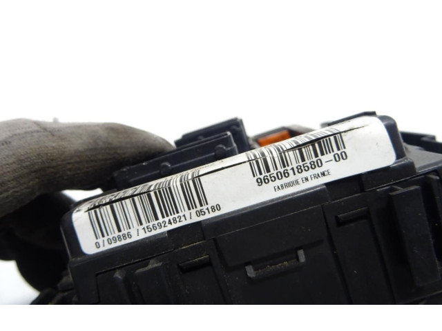 Pojistková skříňka Řídící jednotka BSM 6500Y1 Citroen Berlingo 2008