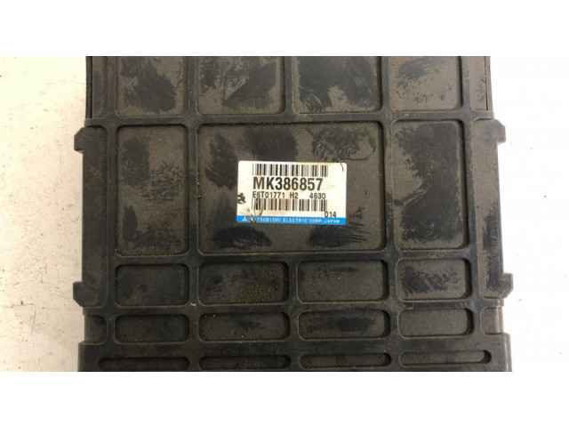 Řídící jednotka MK386857   Mitsubishi Pajero 2005