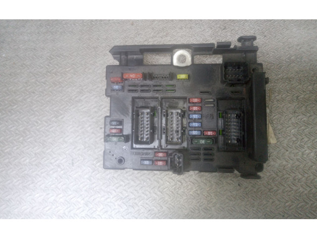 Блок предохранителей 9650664080   Citroen C8    