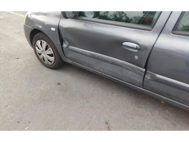 Ручка стеклоочистителей 7701051760 Renault Clio II