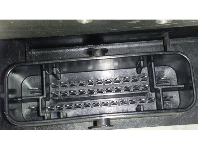 Jednotka ABS 8E0910517D, 8E0614517AK Audi A4 S4 B6 8E 8H 2004