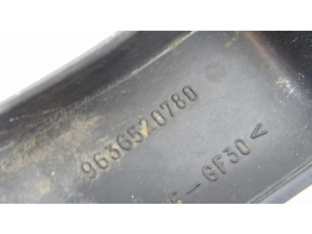 Vstřikovací lišta 9636520780 Citroen Berlingo pro benzínový motor 1.6 NFU