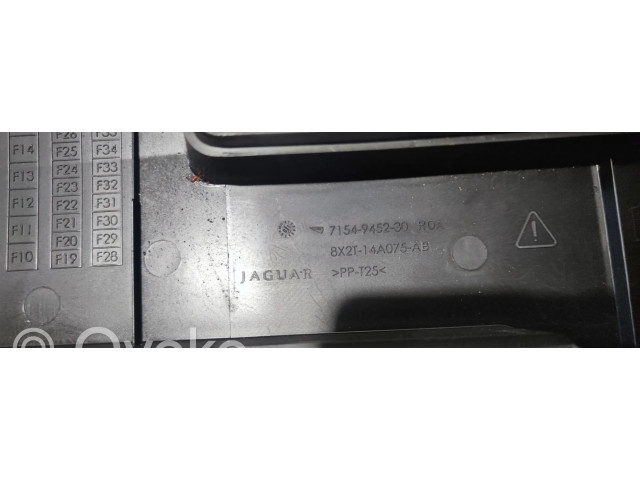 Блок предохранителей 8X2T14A075 Jaguar XF X250