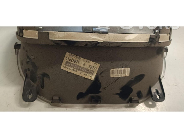 Přístrojová deska Fiat Grande Punto 51828071, 51828071