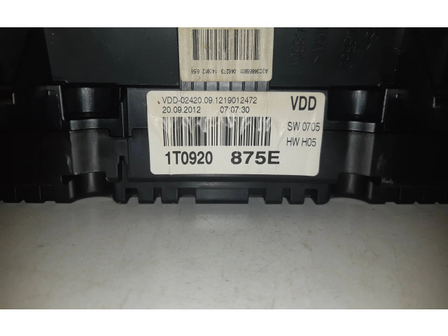 Панель приборов 1T0920875E, L08999160ZV   Volkswagen Touran II       