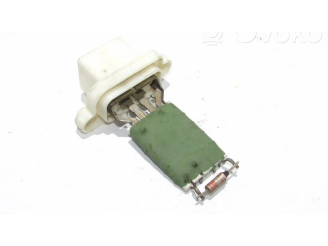 Реле вентилятора печки салона