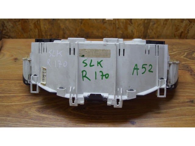 Přístrojová deska  Mercedes-Benz SLK R170 1998 1705403711  