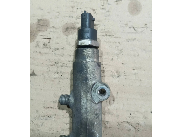 Топливная рампа 30622085, 000596   Volvo XC90  