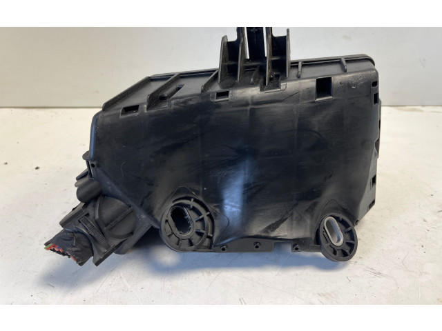 Блок предохранителей  5Q0907361D   Skoda Superb B8 (3V)    