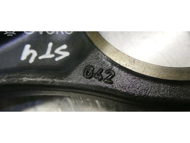 Píst 642 Mercedes-Benz C AMG W204 3.0