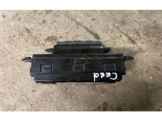 Дисплей    957101H100, ETN10   KIA Ceed