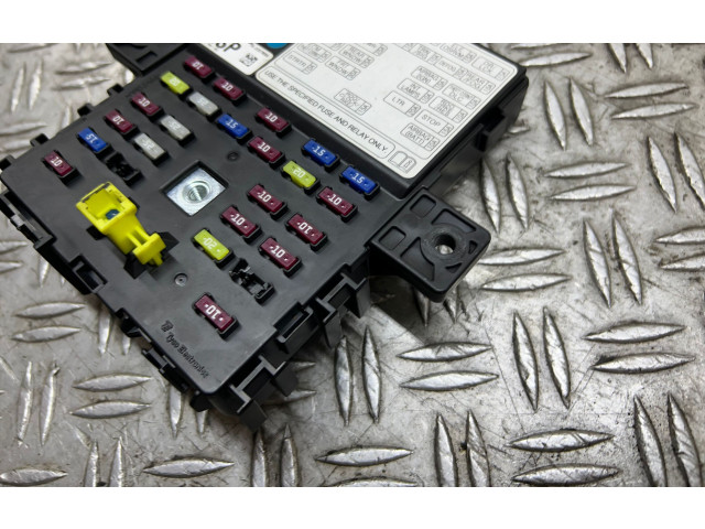 Блок предохранителей 95020903   Chevrolet Spark    