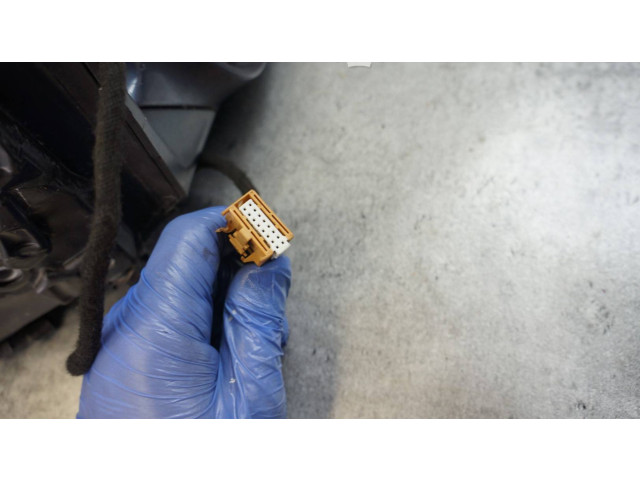 Зеркало электрическое        Audi A8 S8 D3 4E  2002 - 2009 года   