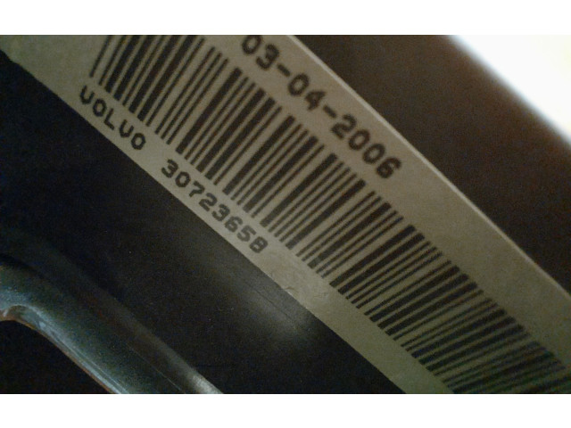 Volant Volvo S40 2006 30723658, 30723658