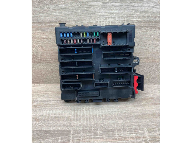 Pojistková skříňka 13189921, 460023260 Opel Vectra C 2002