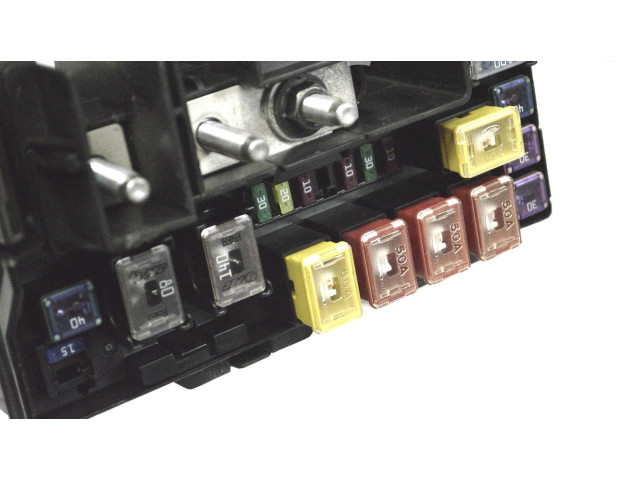 Блок предохранителей Infiniti M Y51