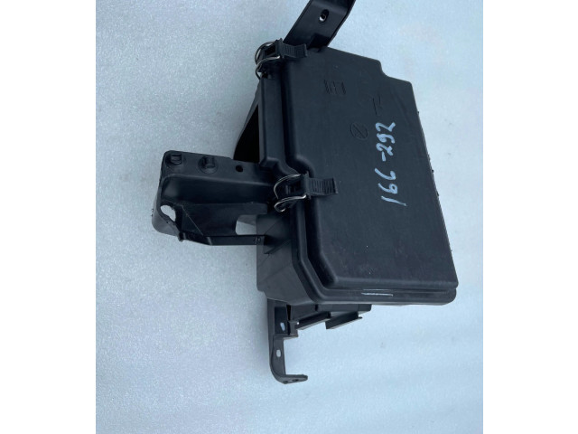 Pojistková skříňka A1665400224 Mercedes-Benz GLE (W166 - C292) 2017