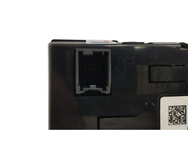 Дисплей    13338335, 20686142   Opel Meriva B