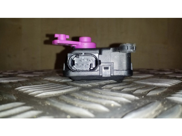 Двигатель задвижки потока воздуха