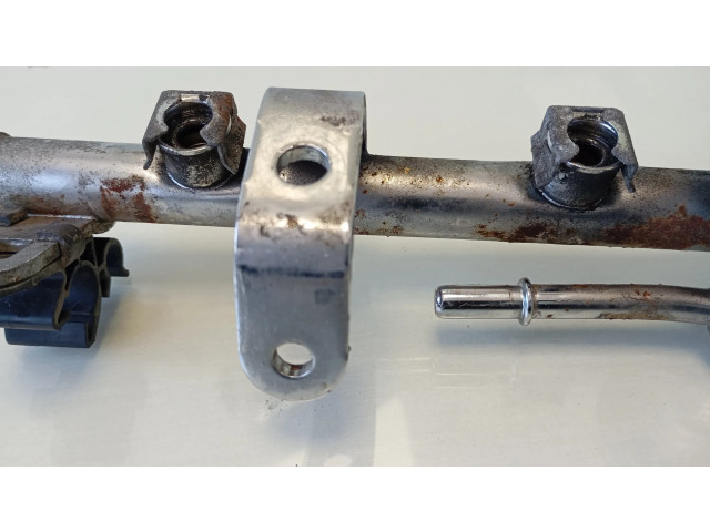 Vstřikovací lišta 047770059AC, 04891337AB Mini One - Cooper R50 - 53 pro benzínový motor 1.6