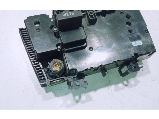 Блок управления климат-контролем 8682930, M6312400006   Volvo V70