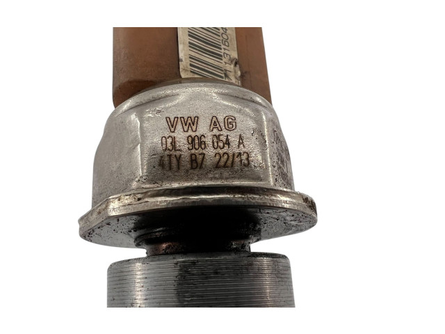 Топливная рампа R03L125A, 03L906054A   Skoda Fabia Mk2 (5J)  