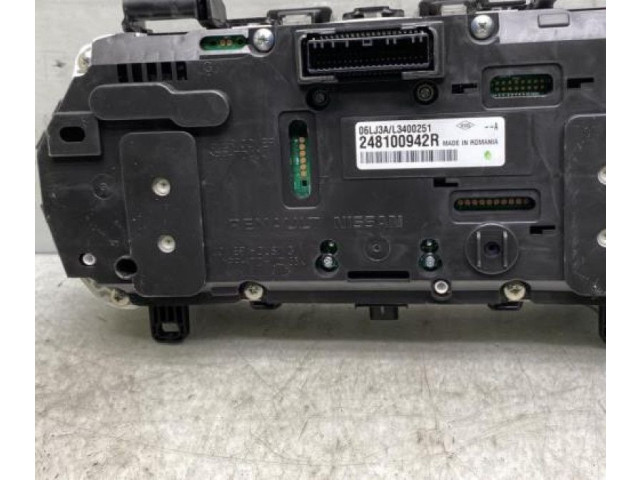 Панель приборов Renault Clio V