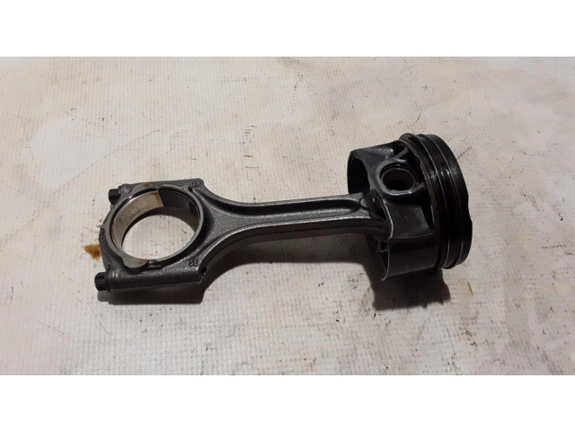 Píst 32213693, 31401957 Volvo XC90 pro benzínový / Электричество motor 2.0 B4204T35