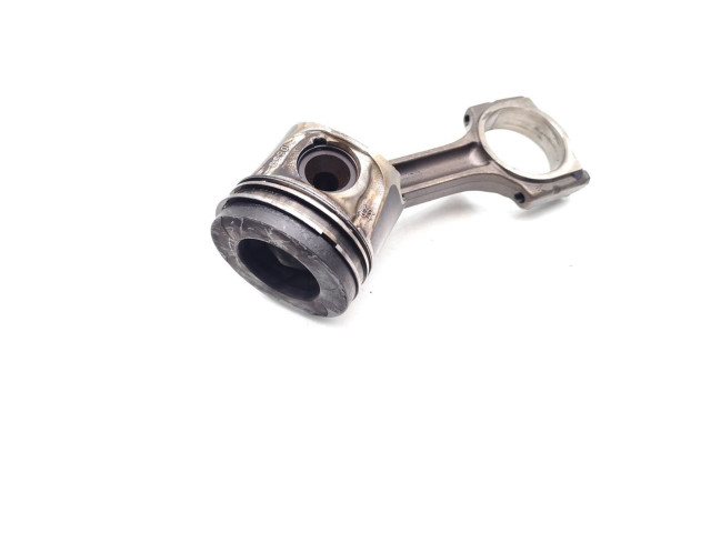 Píst M9R630, M9R692 Opel Vivaro M9R630;M9R692;M9R780;M9R788