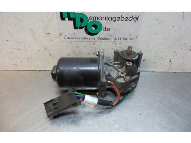 Моторчик дворников     Jeep Cherokee III KJ