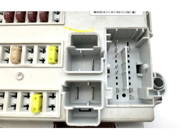 Блок предохранителей 8S85S5G8P   Jeep Cherokee    