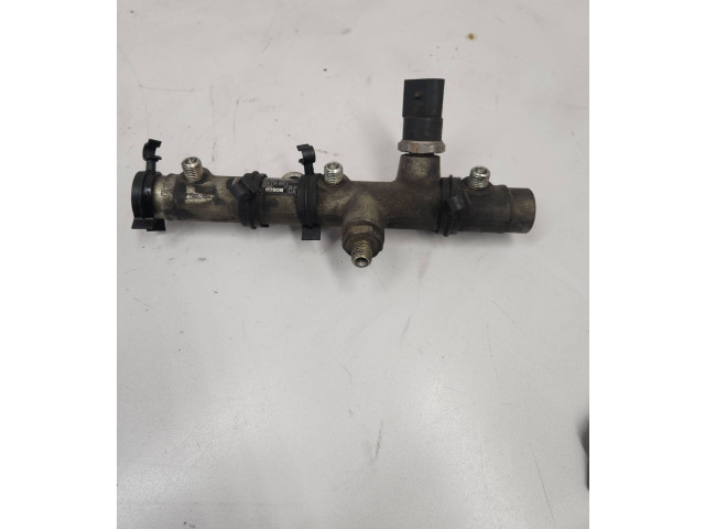 Топливная рампа F00R001650, 059130089   Audi A6 S6 C6 4F   для двигателя BKP