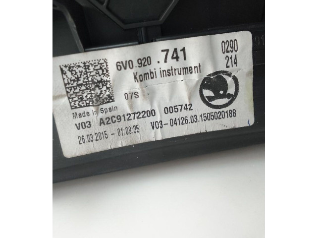Панель приборов 6V0920741 Skoda Fabia Mk3 (NJ)