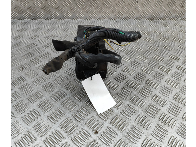 Блок предохранителей 82231FC002 Subaru Forester SF