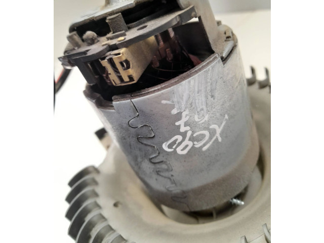 Вентилятор печки       Volvo XC90