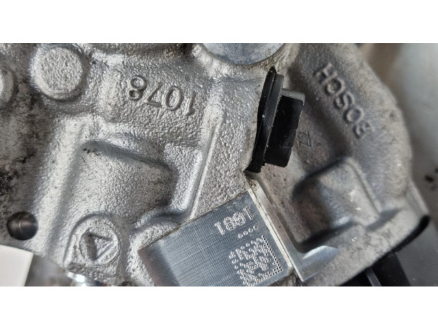 Vstřikovač 8514148, 8511626   BMW 4 F36 Gran coupe  pro naftový motor 2.0  