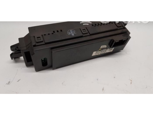 Дисплей    12000004511U, 941011J020   Hyundai ix20