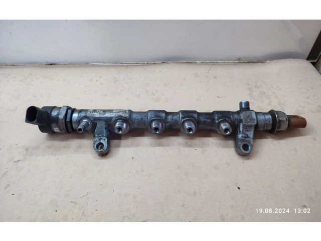 Vstřikovací lišta 03L130089P Audi A3 S3 A3 Sportback 8P CFFB