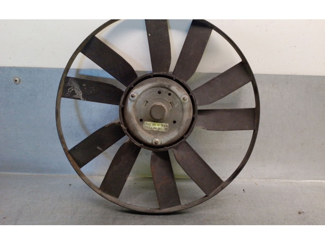 Вентилятор радиатора 1H0119113, 8209023 Volkswagen Golf SportWagen