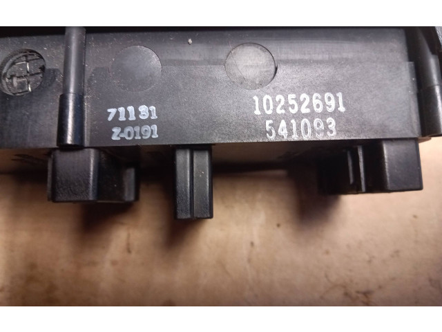 Переключатель дворников 10252691, 541093   Chevrolet Trans Sport