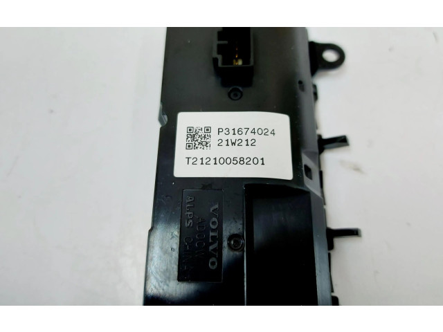 Блок управления климат-контролем 31674024   Volvo V60