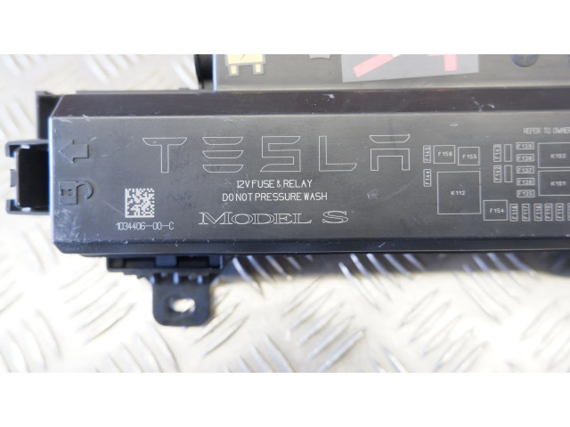 Блок предохранителей 103440600C, 103440500D Tesla Model S