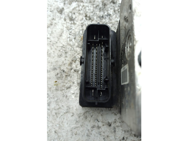 Jednotka ABS Volkswagen Tiguan 2014