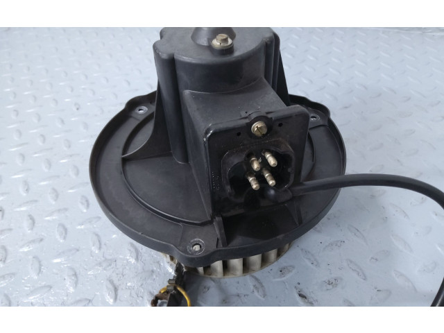 Вентилятор печки    3137020001   Mercedes-Benz 200 300 W123