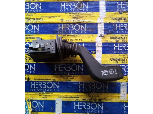 Ручка стеклоочистителей 09185417 Opel Meriva A