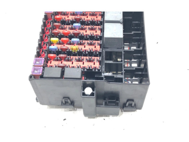 Pojistková skříňka 8V5T-14A005-GEE Ford Fiesta 2009