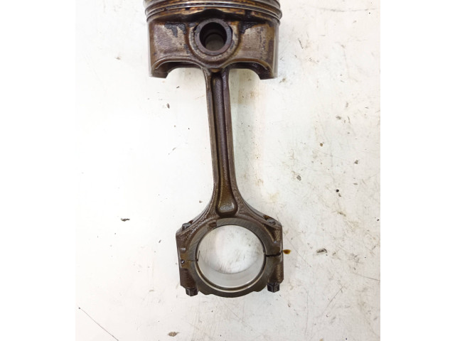  Поршень с шатуном  G4LA  KIA Rio  