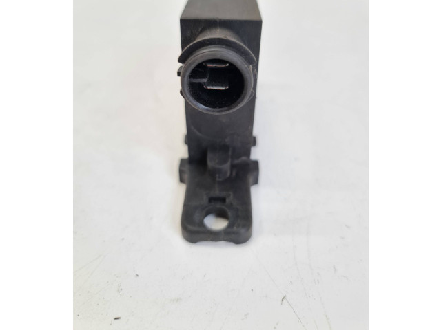 Генератор 4A0959981A, D104A   Audi A4 S4 B5 8D      