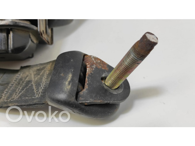 Передний ремень безопасности