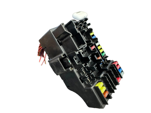 Блок предохранителей 2B0Z4010F   Jeep Renegade    